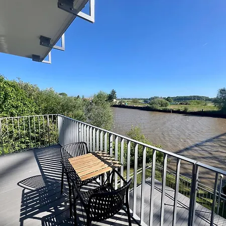 Апартаменты Apartmenthaus An Der Schwebefaehre 8 Osten